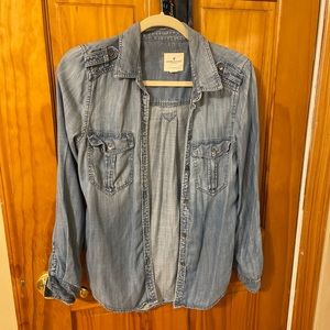 Women’s American Eagle Jean Shirt Boyfriend Fit